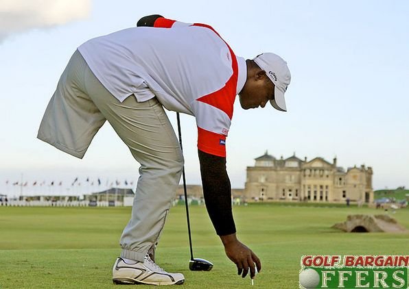 One leg Pro tees off at St Andrews